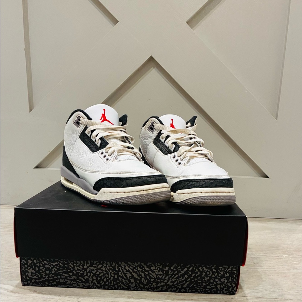 Big Kids’ Air Jordan 3 Retro GS Sneakers Shoes Summit White & Fire Red Sz 6Y